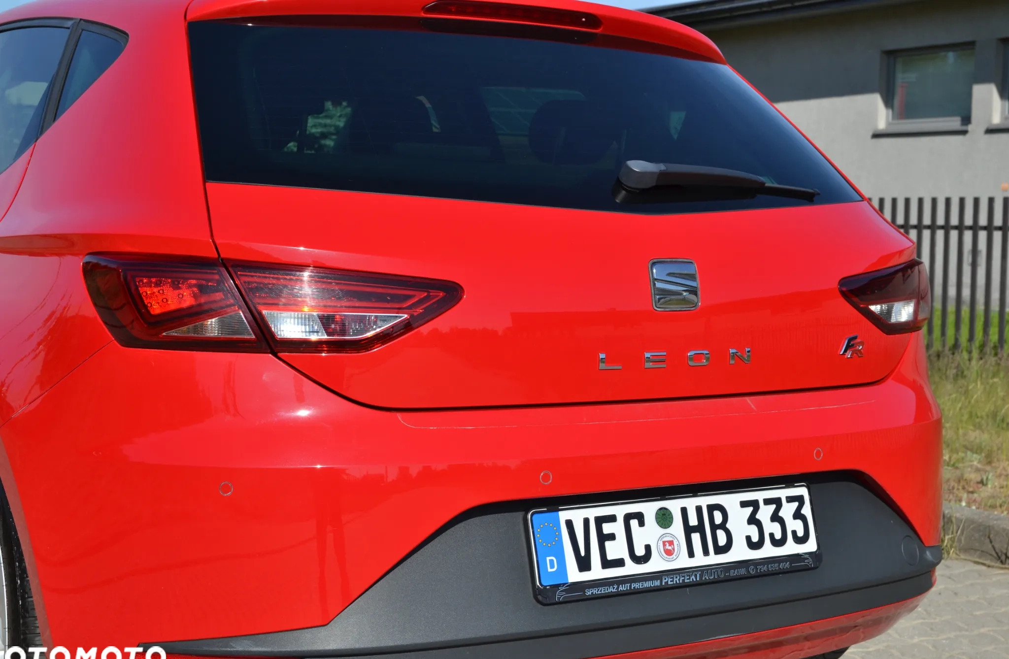 Seat Leon cena 42800 przebieg: 176908, rok produkcji 2013 z Iława małe 781